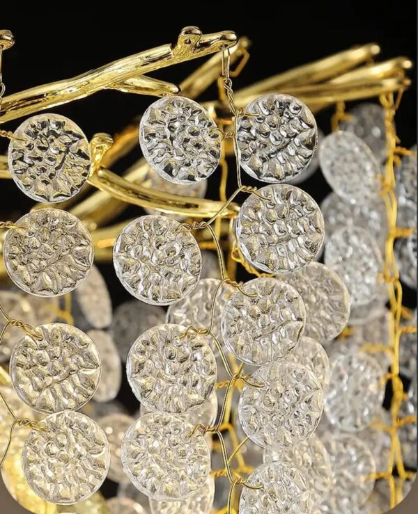 ثريا كريستال دائرية ملكية – تصميم فاخر بفروع ذهبية